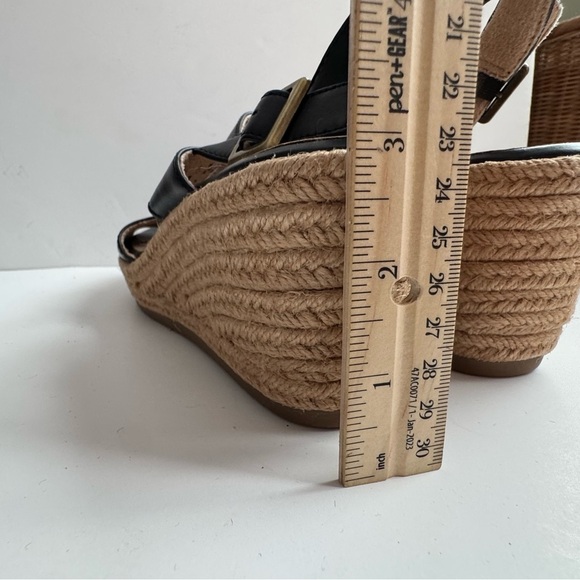 SOUL Naturalizer Ocean  Black and Tan Wedge Sandals - Picture 12 of 15